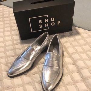 Metallic loafers